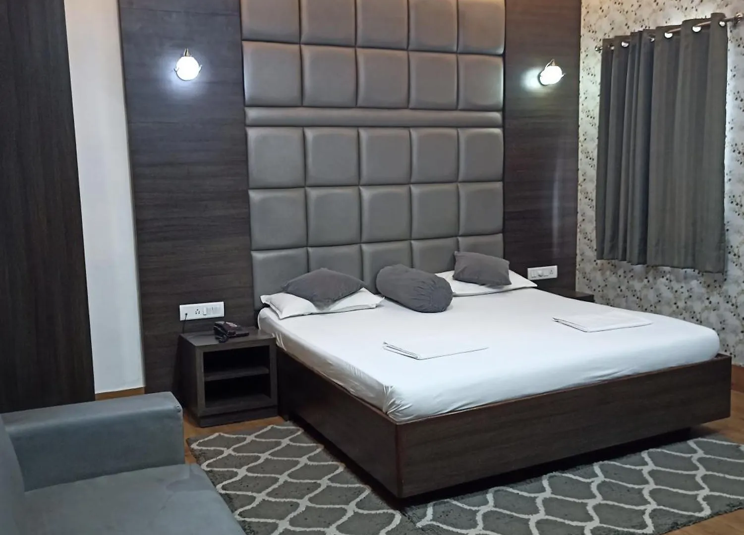 Hotel Alka Βαρανάσι