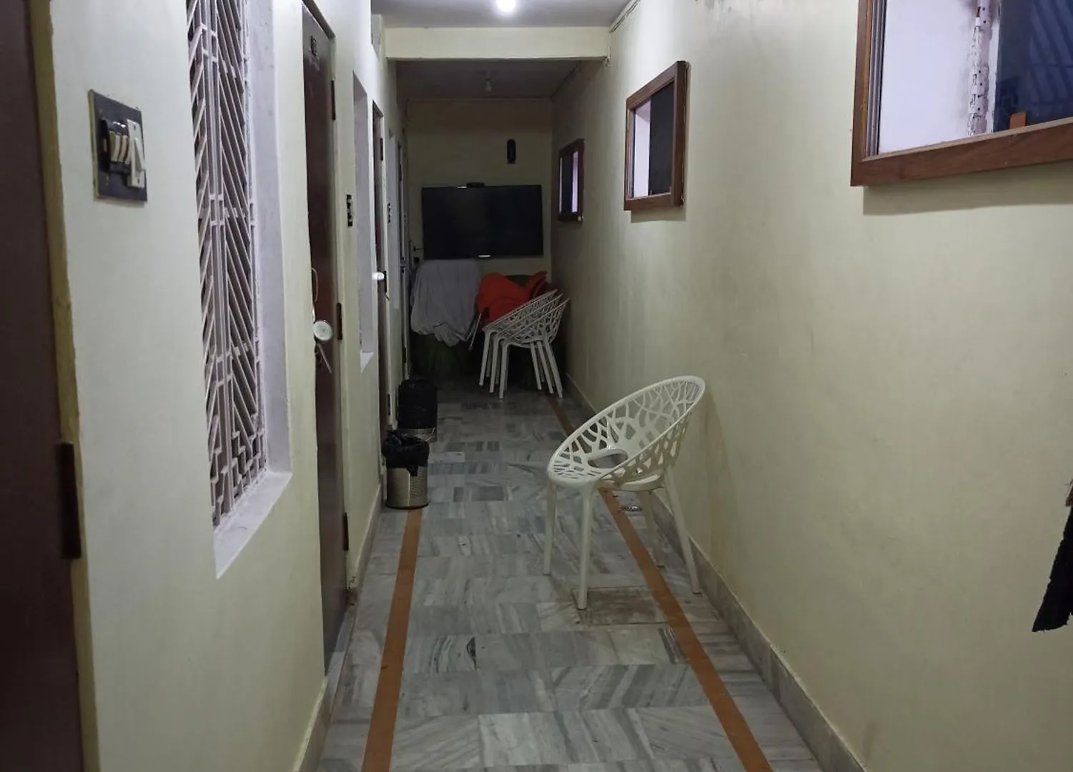 Hotel Alka Βαρανάσι 3*,